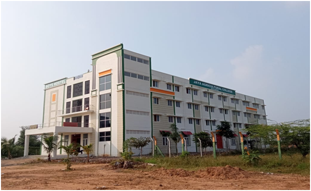 Students listening to a lecturer